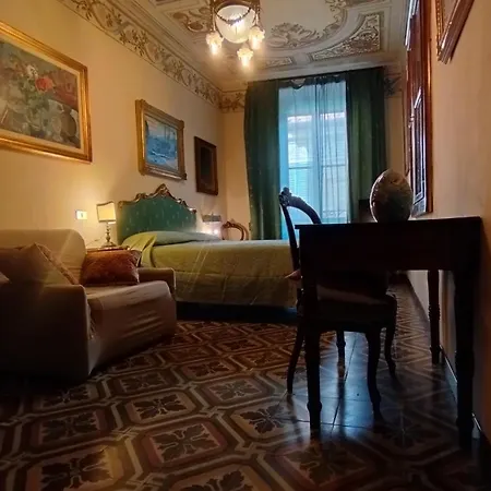 Πανσιόν Dimora Della Torre A Due Passi Dal Mare 3*