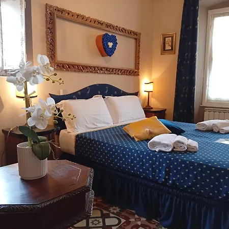 Dimora Della Torre A Due Passi Dal Mare 3*