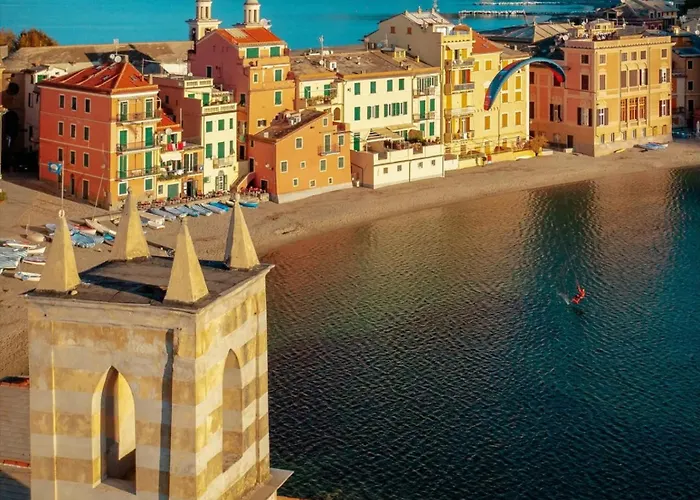 Dimora Della Torre A Due Passi Dal Mare 招待所